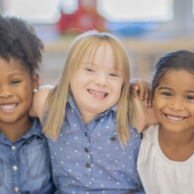 imagem-destacada-kamus-chat-marcas-plurais-realidade-vs-expectativa-com-heloisa-andrade